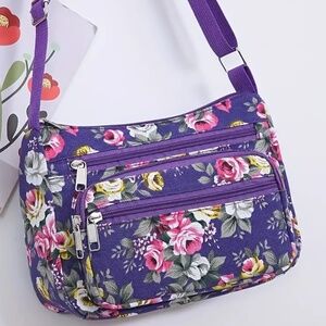 Large capacity Shoulder or Crossbody Bag~Adjustable Crossbody Strap~NEW